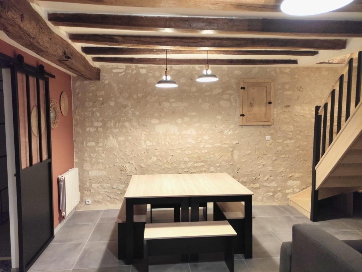 Maison De Charme Ligueil Eksteriør billede